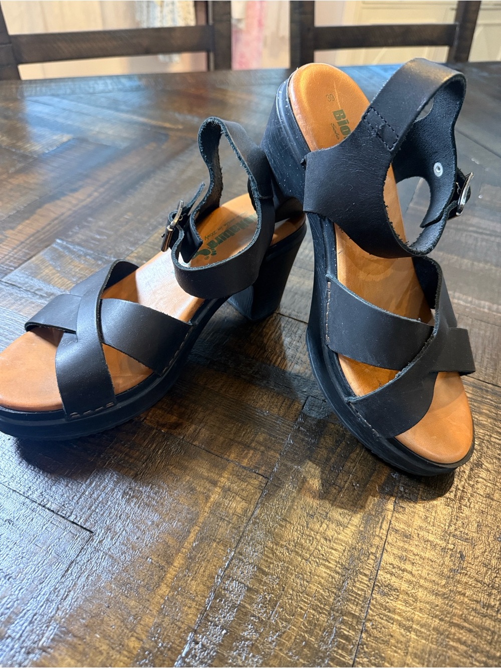 Bionatura Italy Black Leather Platform Sandals EU 39‎ US 8.5 Comfort